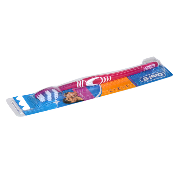 ORAL B 123 MEDIUM TOOTHBRUSH   
