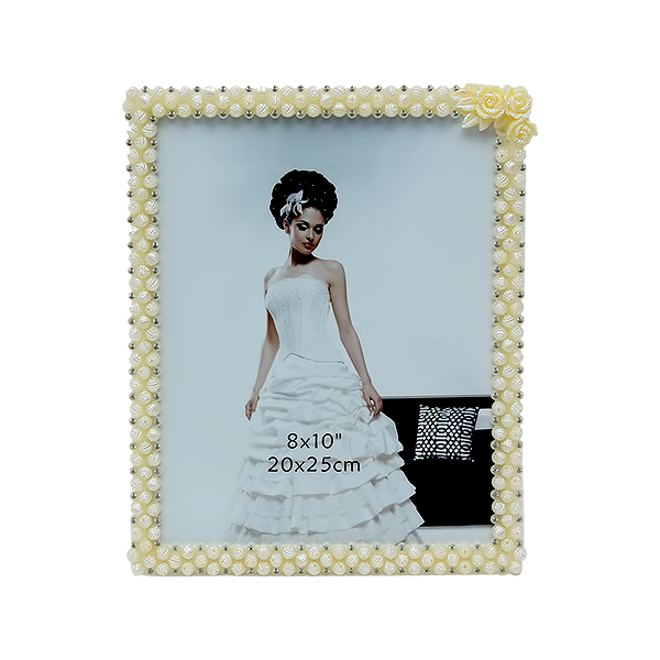 PHOTO FRAME ELEGANT PEARLS DESIGN