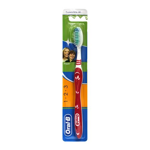 ORAL B 3 EFFECT NATURAL FRESH TOOTHBRUSH